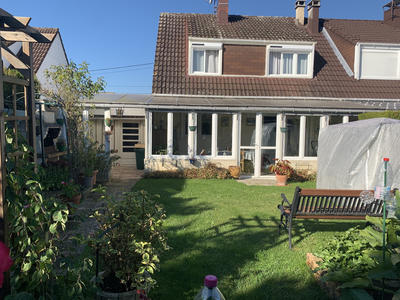 Maison - 84 m² - 4 pièces