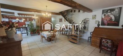 Maison - 230 m² - 7 pièces