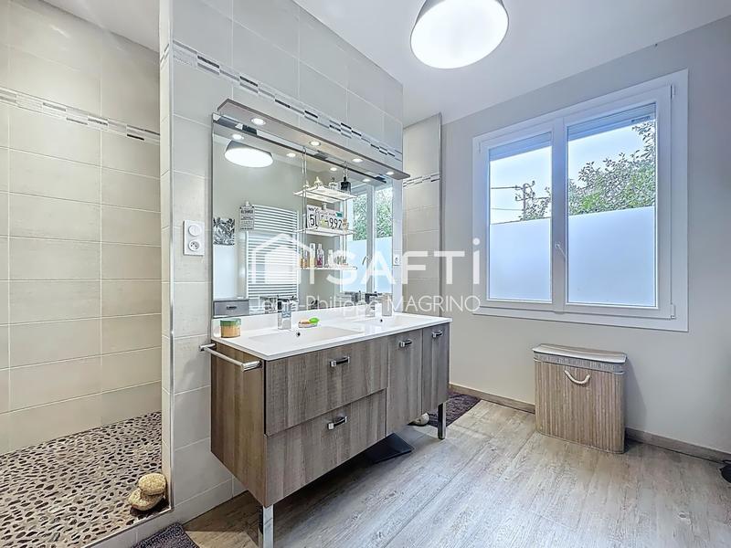 Maison - 90 m² - 3 pièces