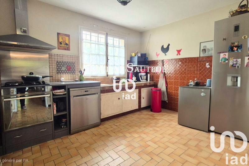 Maison - 280 m² - 9 pièces