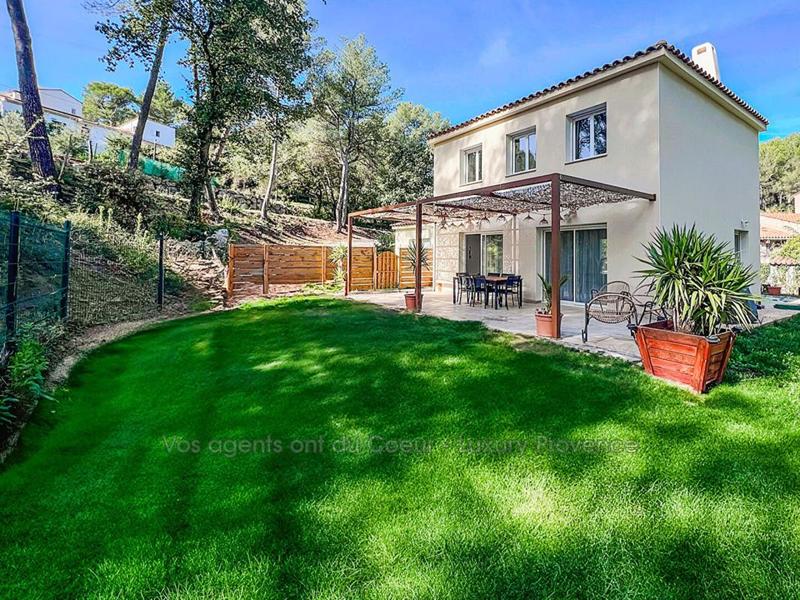 Villa - 140 m² - 5 pièces