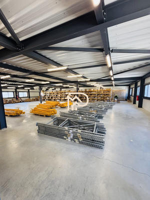 Entrepôt - 1 149 m²