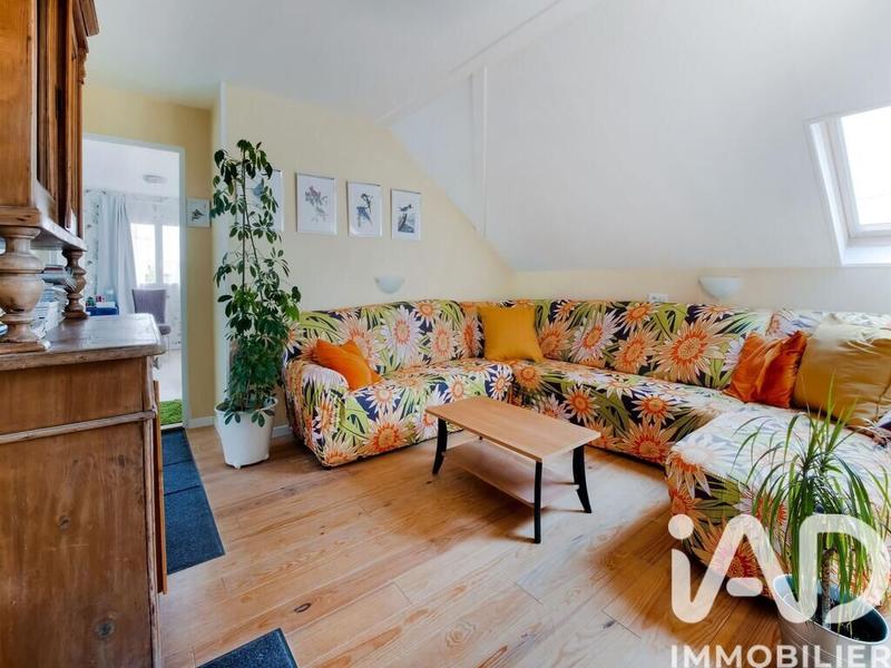 Maison - 300 m² - 9 pièces