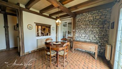 Maison ancienne - 198 m² - 7 pièces