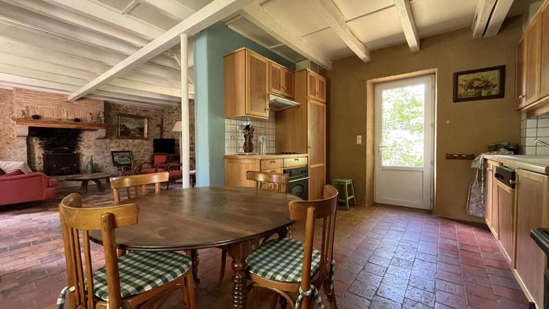 Maison en pierre - 102 m² - 3 pièces