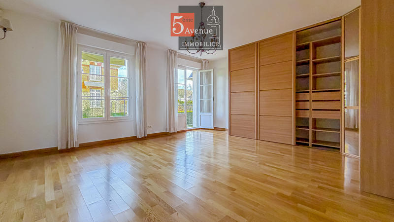 Appartement - 148 m² - 4 pièces