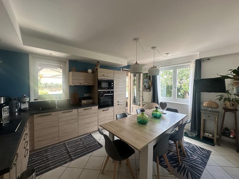 Villa - 172 m² - 8 pièces