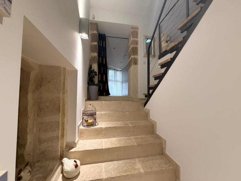 Maison - 185 m² - 5 pièces