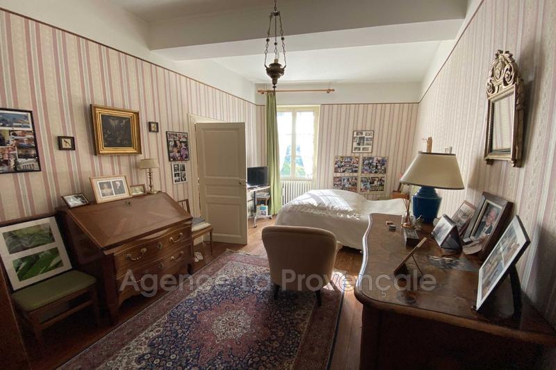 Appartement - 162 m² - 6 pièces
