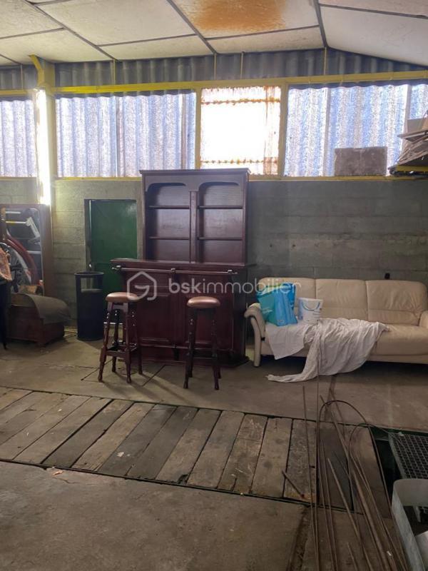 Parking / Garage - 170 m²