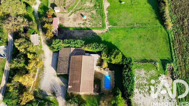 Maison - 333 m² - 5 pièces