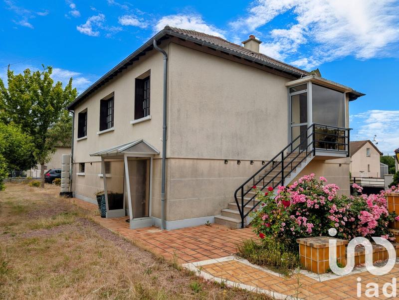 Maison - 99 m² - 5 pièces