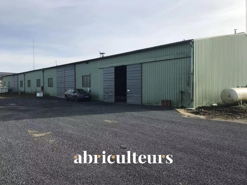 Local commercial - 240 m²