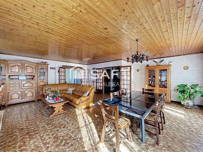 Maison - 152 m² - 6 pièces