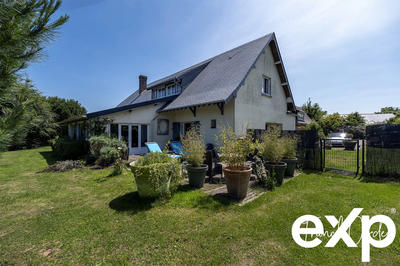 Maison - 280 m² - 11 pièces