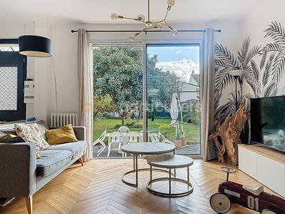 Maison - 80 m² - 4 pièces