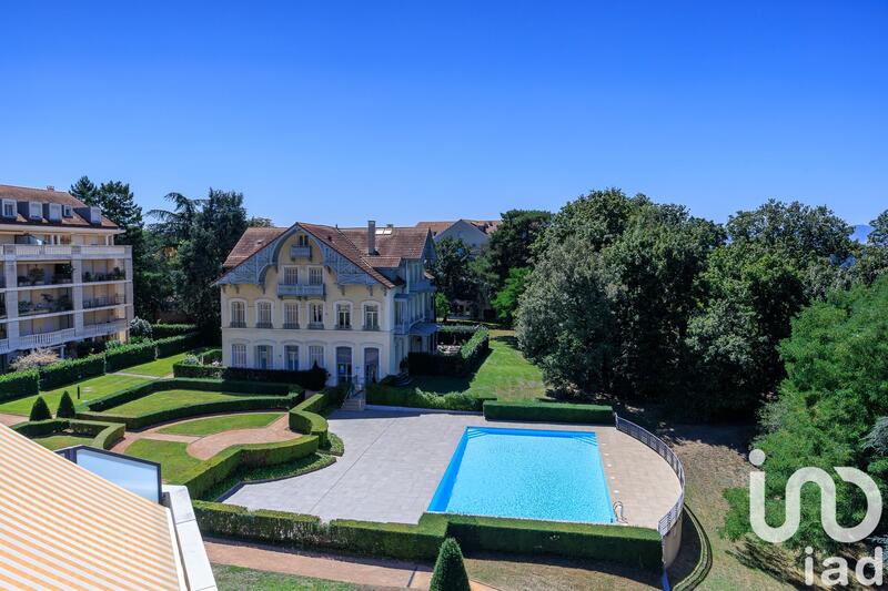 Appartement - 208 m² - 7 pièces