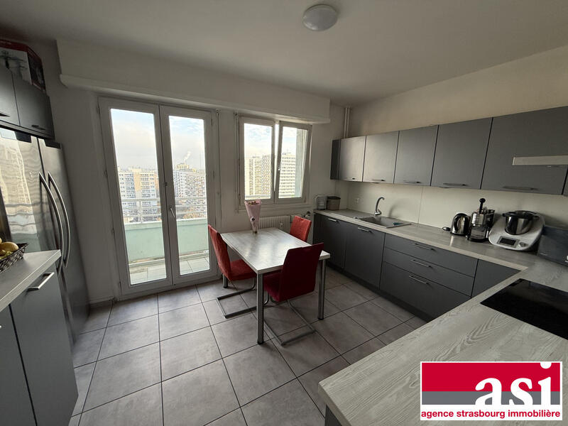 Appartement - 121 m² - 5 pièces