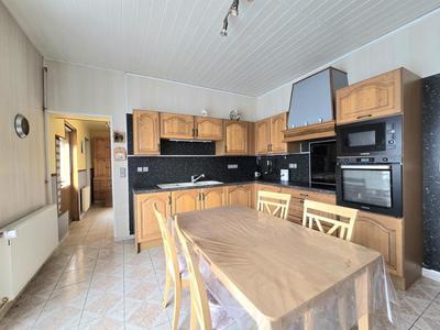 Maison - 140 m² - 7 pièces