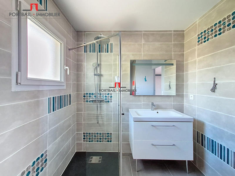 Maison traditionnelle - 145 m² - 6 pièces