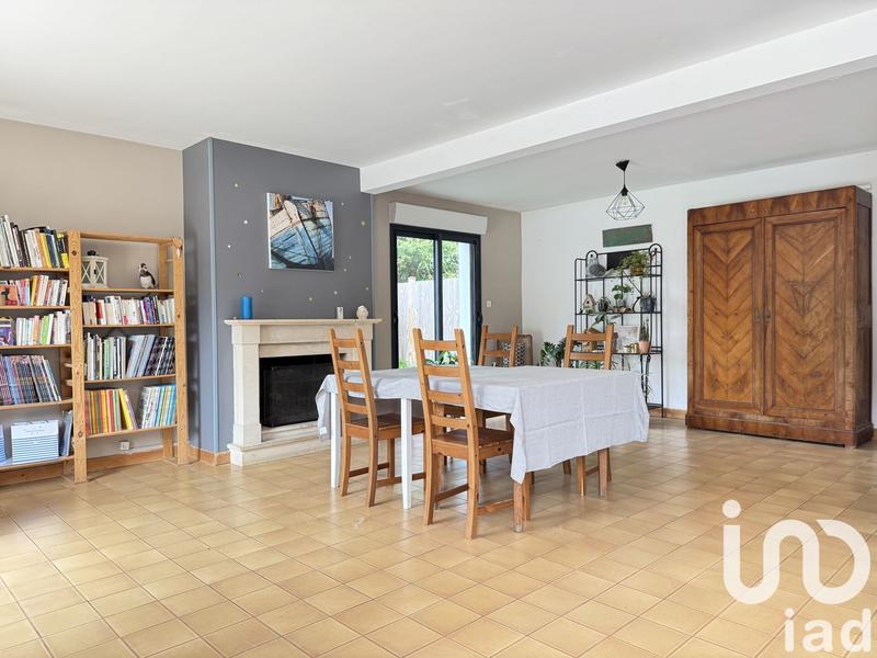 Maison - 195 m² - 8 pièces