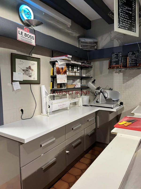 Fonds de commerce - 100 m²