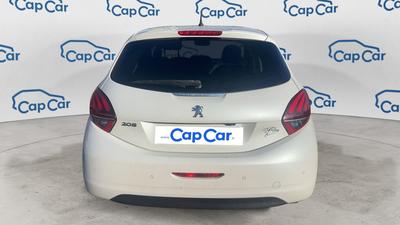 Peugeot 208 1.2 PureTech 82 Signature