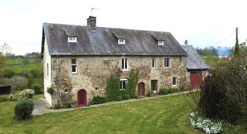 Haras - 250 m² - 11 pièces