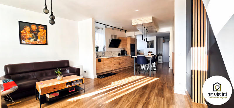 Maison - 98 m² - 5 pièces