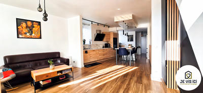 Maison - 98 m² - 5 pièces