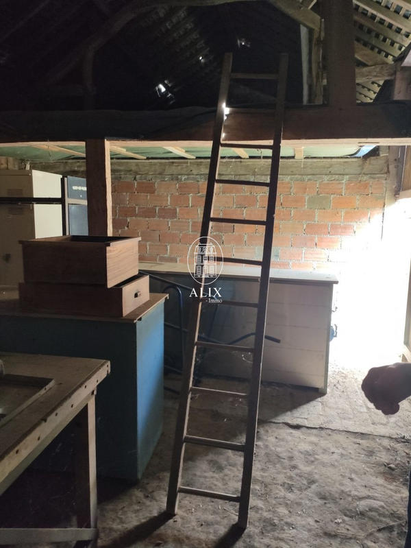 Maison - 104 m² - 7 pièces