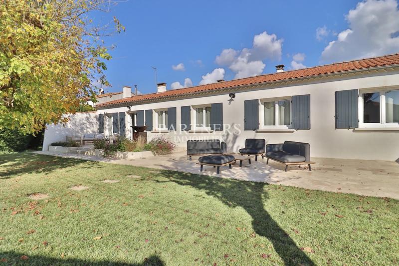 Maison - 140 m² - 6 pièces