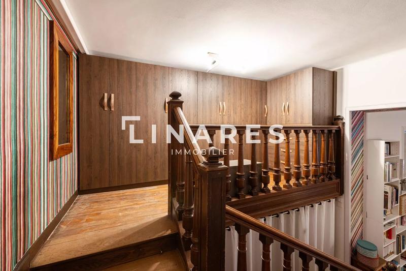 Appartement - 211 m² - 5 pièces