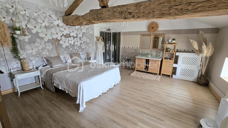 Maison - 190 m² - 5 pièces