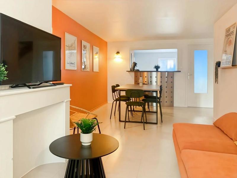 Duplex - 121 m² - 8 pièces