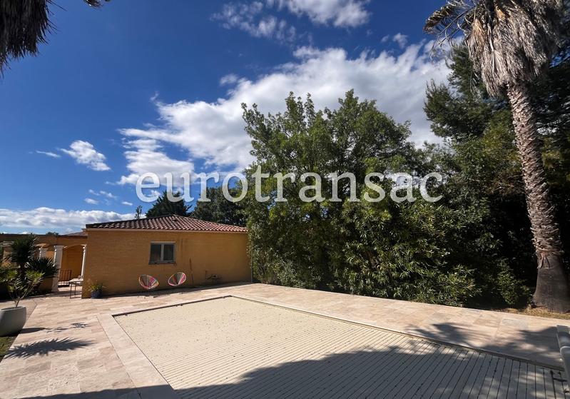 Maison - 139 m² - 5 pièces