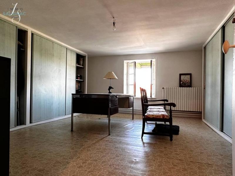 Local commercial - 234 m²