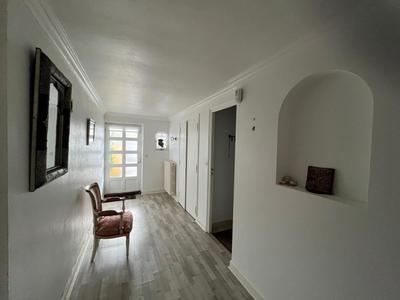 Maison - 159 m² - 6 pièces