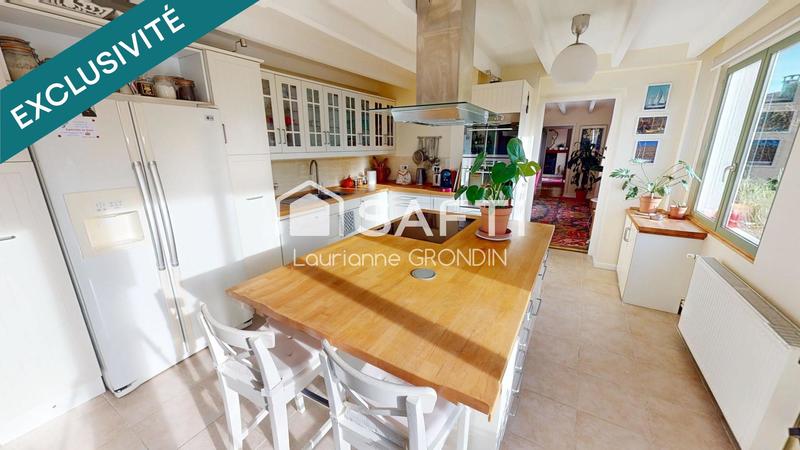 Maison - 170 m² - 6 pièces