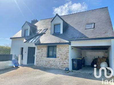 Maison - 121 m² - 8 pièces