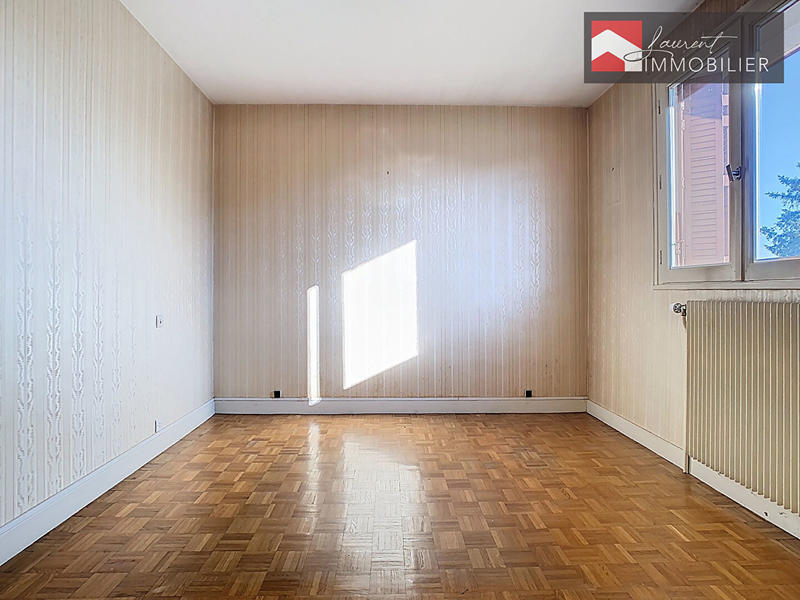 Maison - 98 m² - 4 pièces