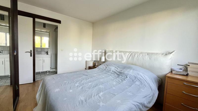 Appartement - 100 m² - 4 pièces