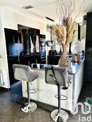 Maison - 140 m² - 4 pièces