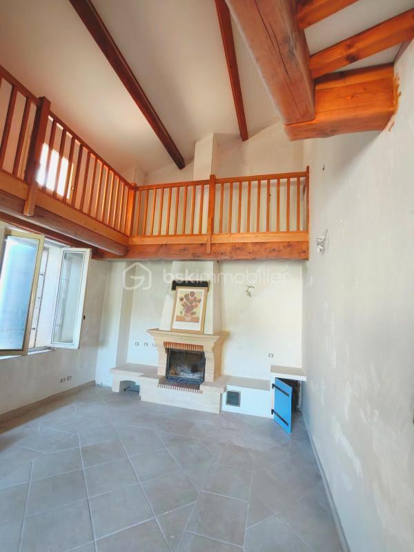 Maison en pierre - 179 m² - 9 pièces