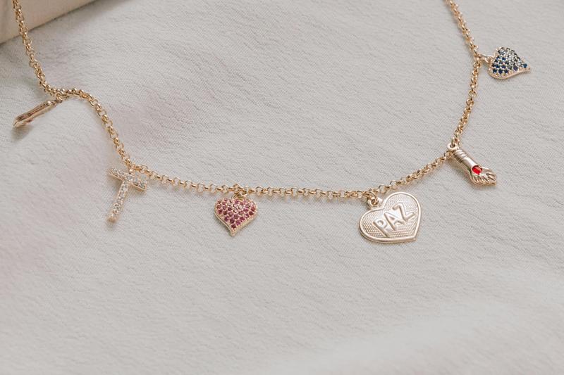 Atelier : collier à charms