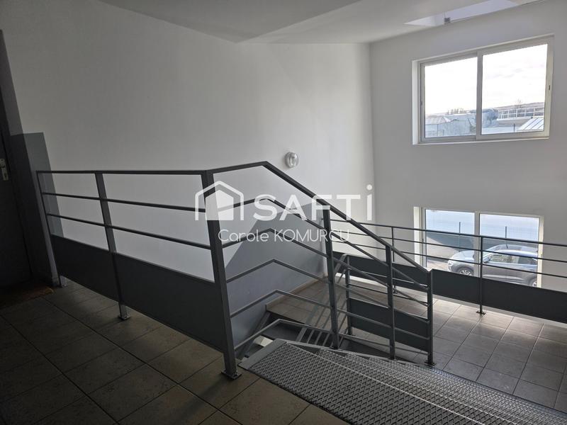 Bureau - 172 m² - 5 pièces