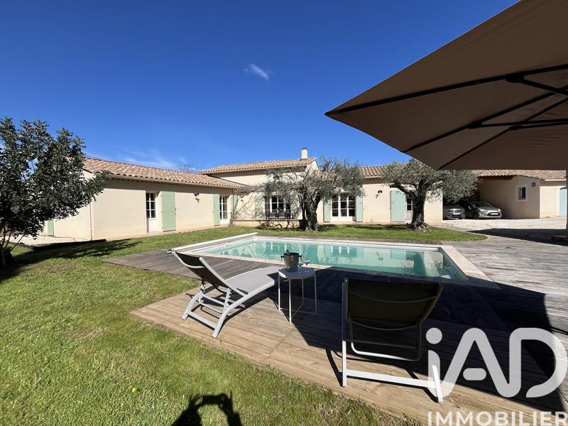 Maison - 192 m² - 6 pièces