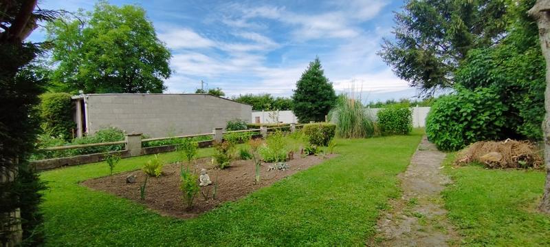 Maison - 93 m² - 4 pièces