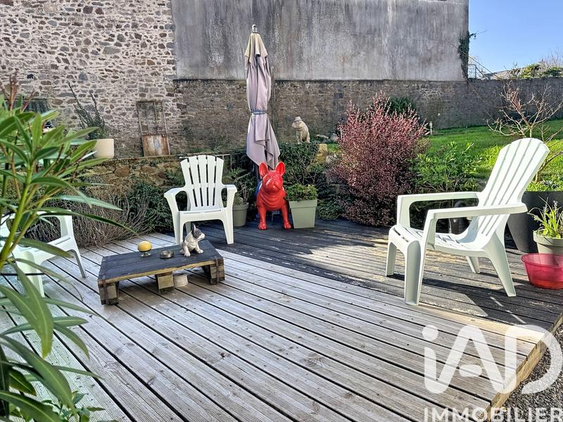 Maison - 129 m² - 8 pièces