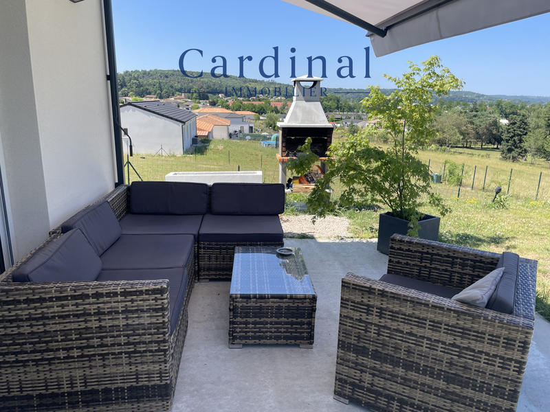 Maison - 95 m² - 4 pièces